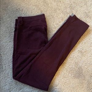 Burgundy Bullhead Jeggings!